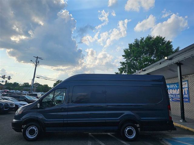 2019 Ford Transit Base