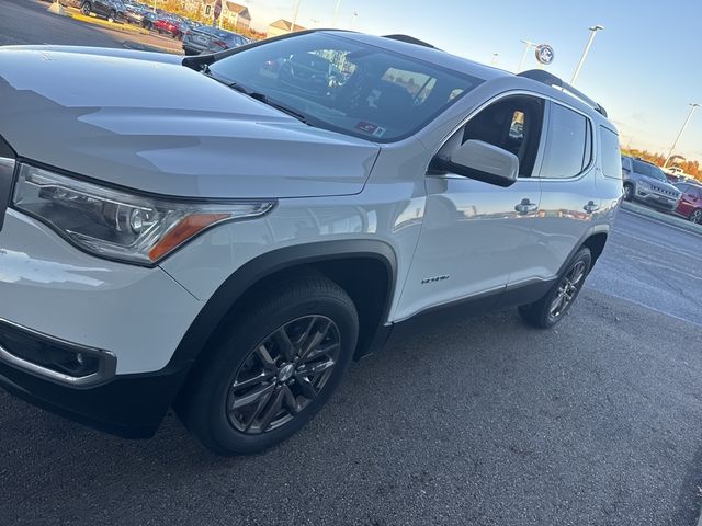 2019 GMC Acadia SLT