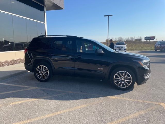 2019 GMC Acadia SLT