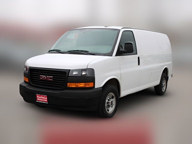 2019 GMC Savana Base
