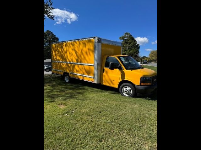 2019 GMC Savana Base