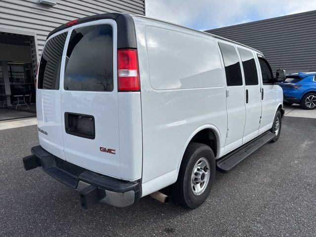 2019 GMC Savana Base