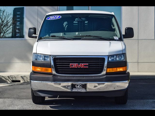 2019 GMC Savana Base