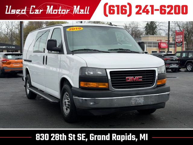 2019 GMC Savana Base