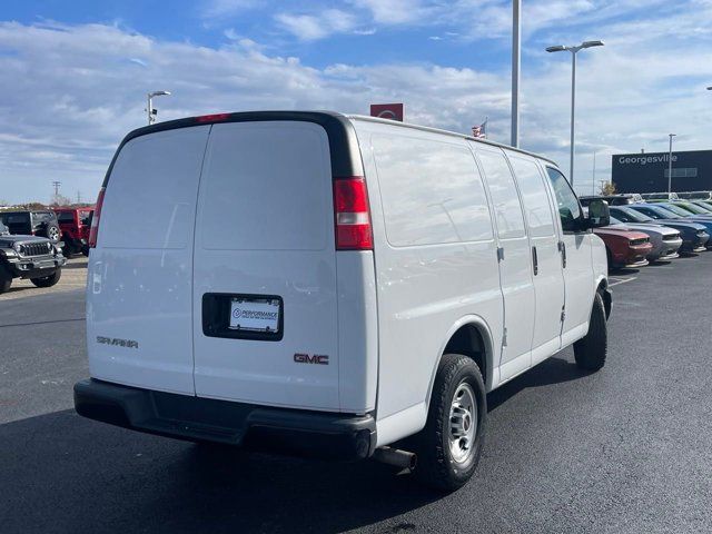 2019 GMC Savana Base