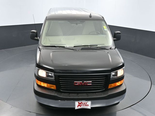 2019 GMC Savana Base