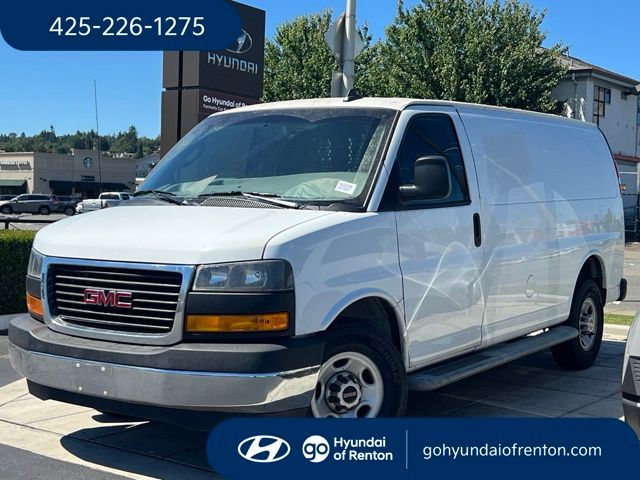 2019 GMC Savana Base