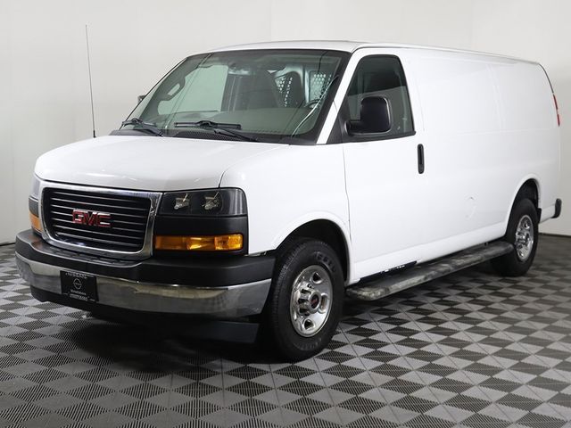 2019 GMC Savana Base