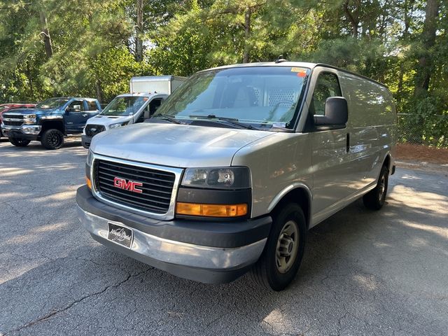 2019 GMC Savana Base