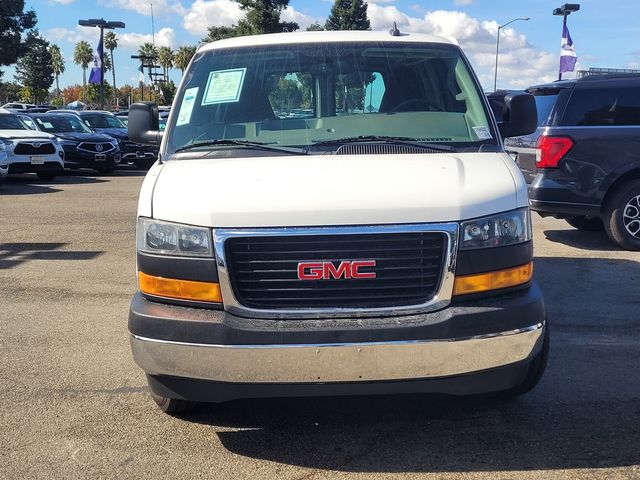 2019 GMC Savana Base