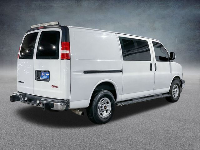 2019 GMC Savana Base