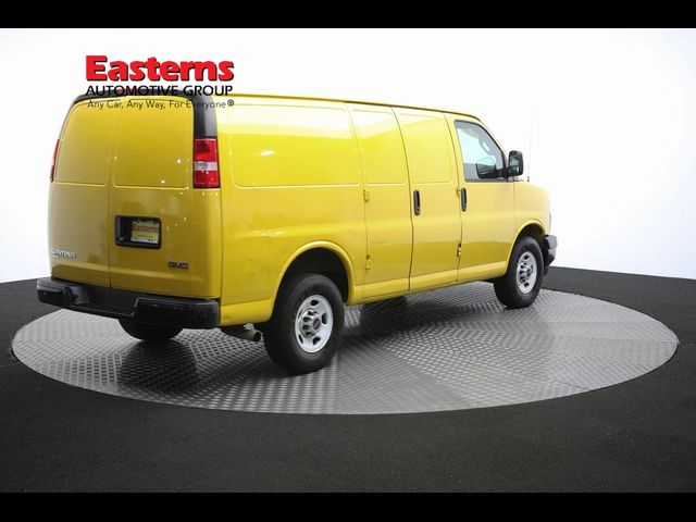 2019 GMC Savana Base