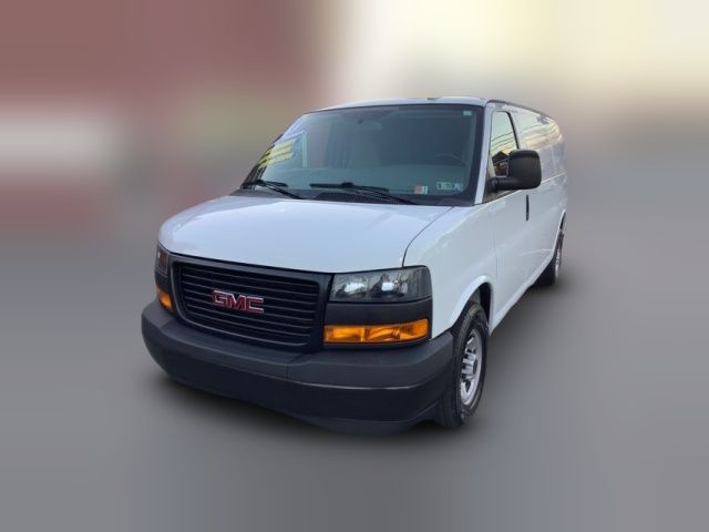 2019 GMC Savana Base