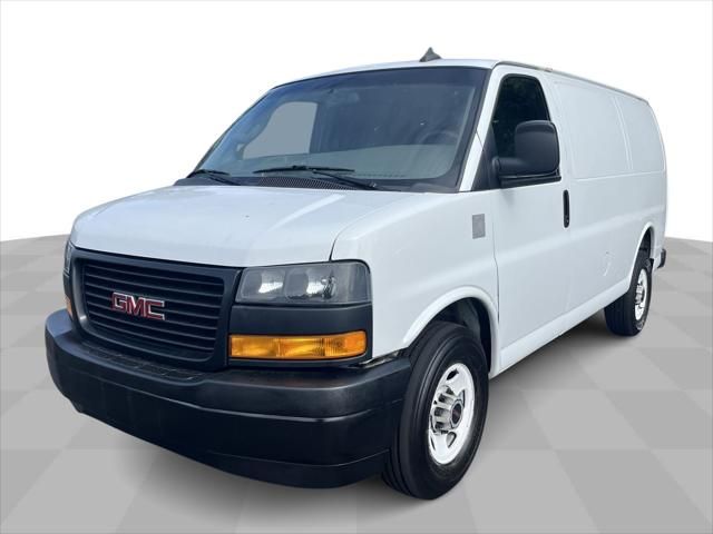 2019 GMC Savana Base