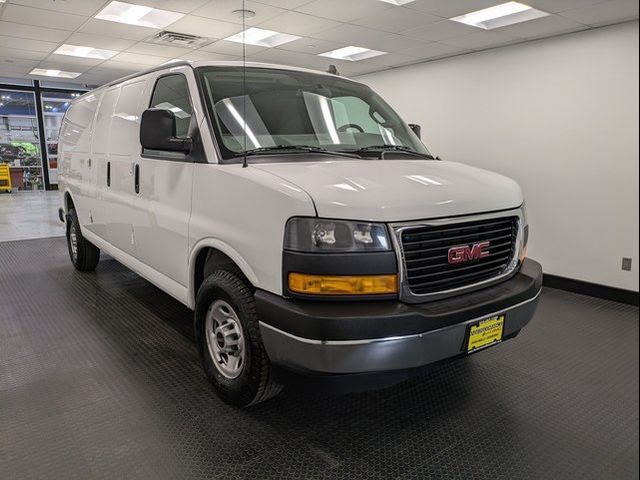 2019 GMC Savana Base