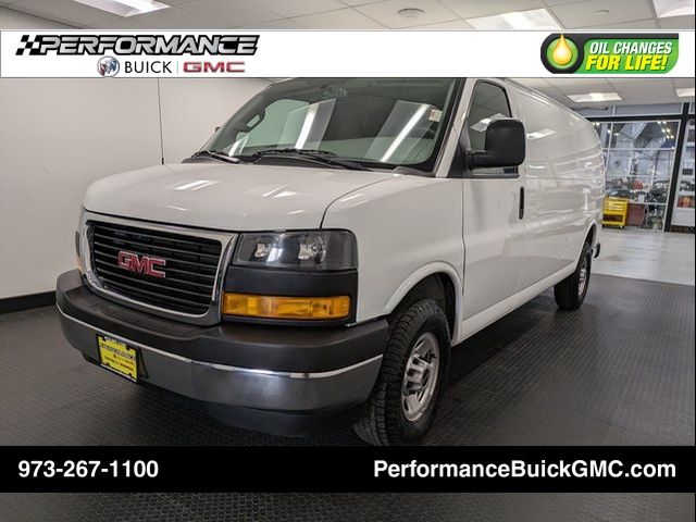 2019 GMC Savana Base