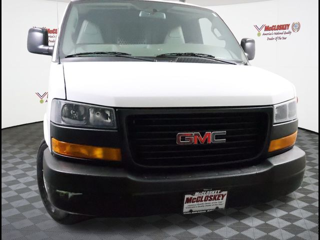 2019 GMC Savana Base