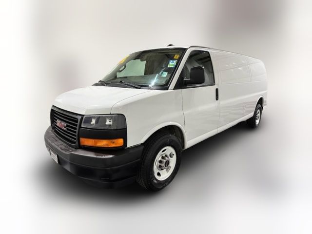 2019 GMC Savana Base