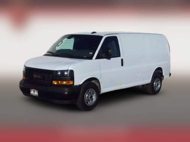 2019 GMC Savana Base