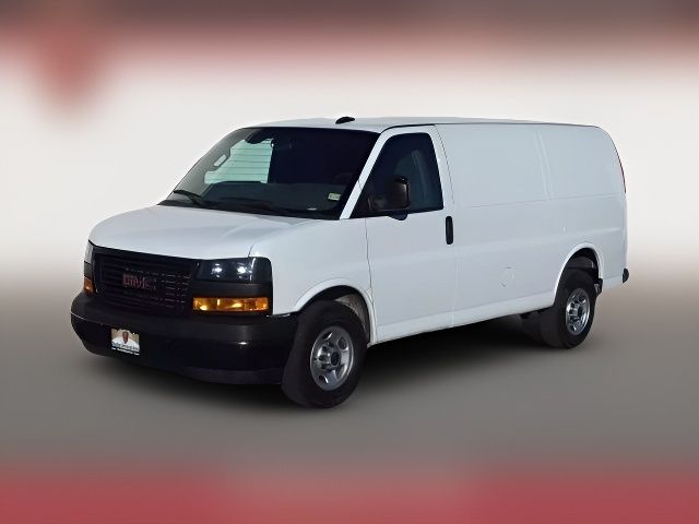 2019 GMC Savana Base