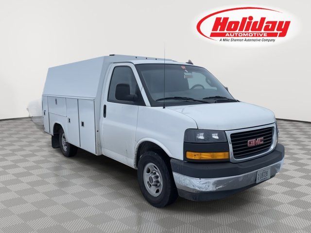 2019 GMC Savana Base