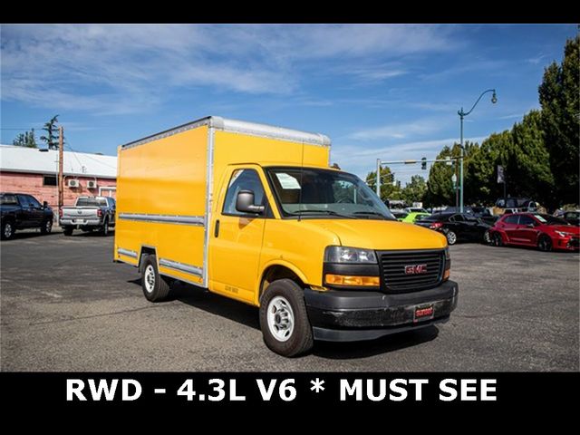 2019 GMC Savana Base