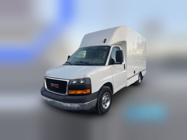 2019 GMC Savana Base