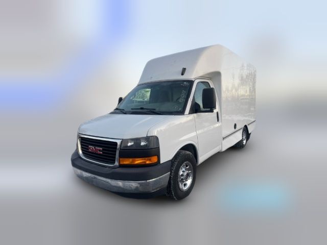 2019 GMC Savana Base