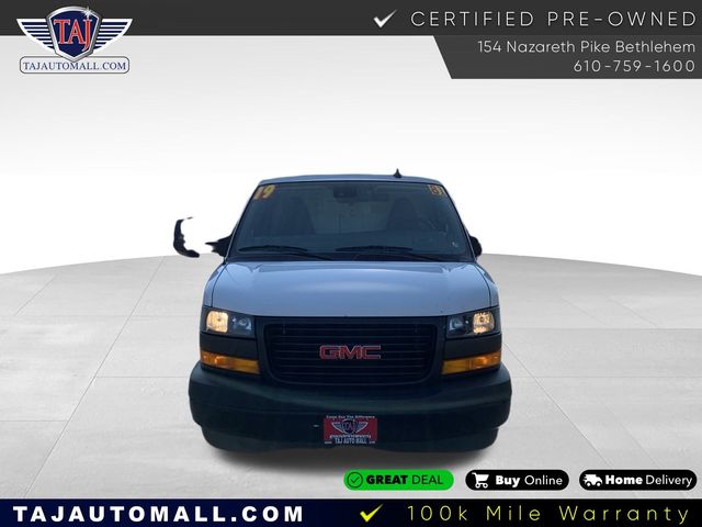 2019 GMC Savana Base