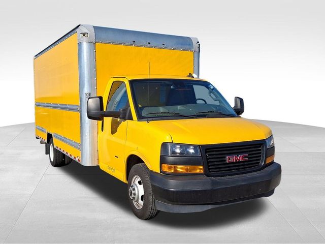 2019 GMC Savana Base