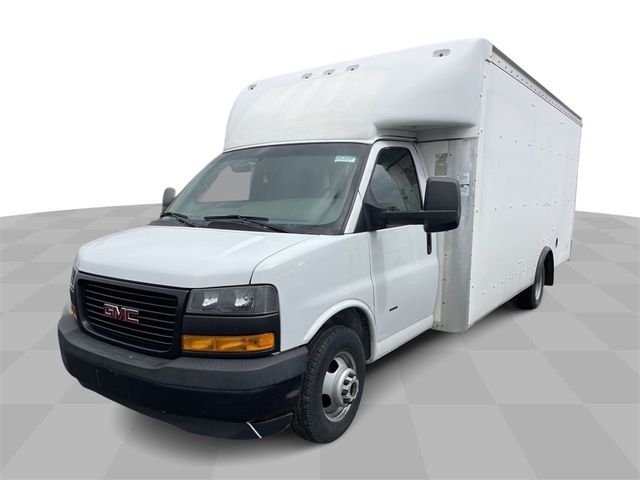 2019 GMC Savana Base