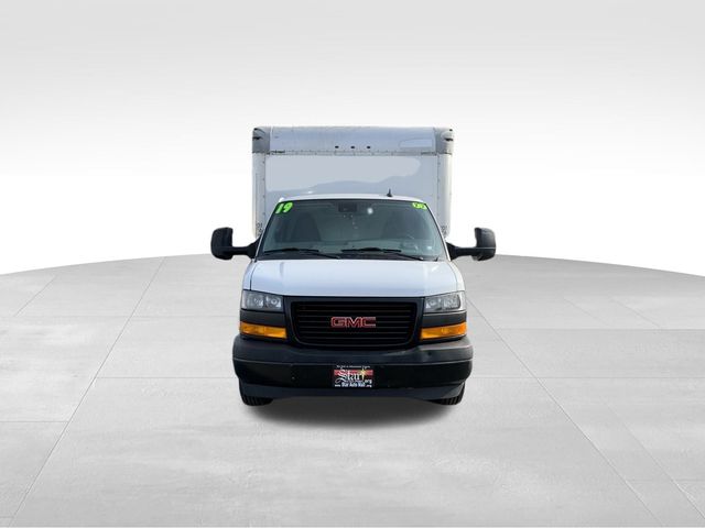 2019 GMC Savana Base