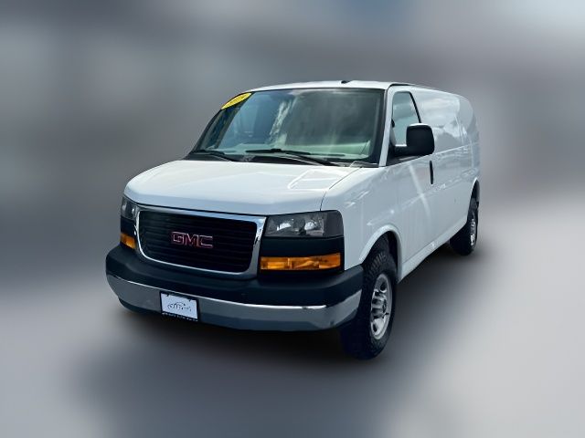 2019 GMC Savana Base