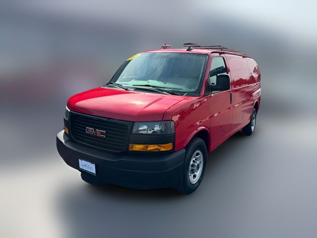 2019 GMC Savana Base