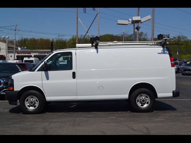 2019 GMC Savana Base