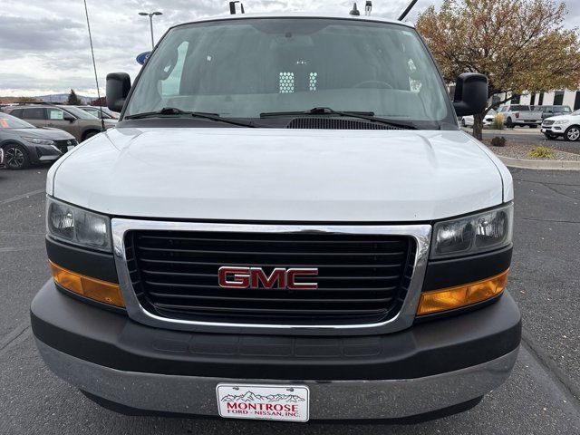 2019 GMC Savana Base