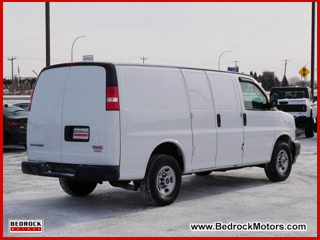 2019 GMC Savana Base