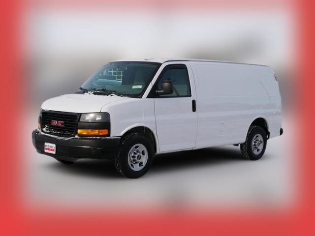 2019 GMC Savana Base