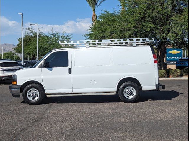 2019 GMC Savana Base