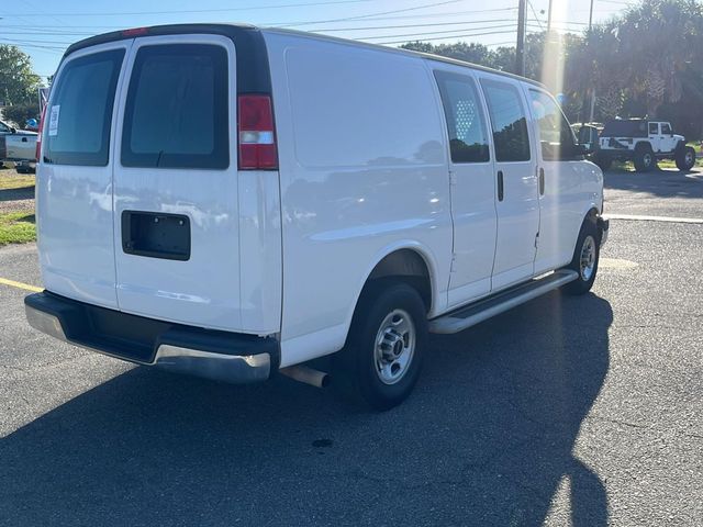 2019 GMC Savana Base