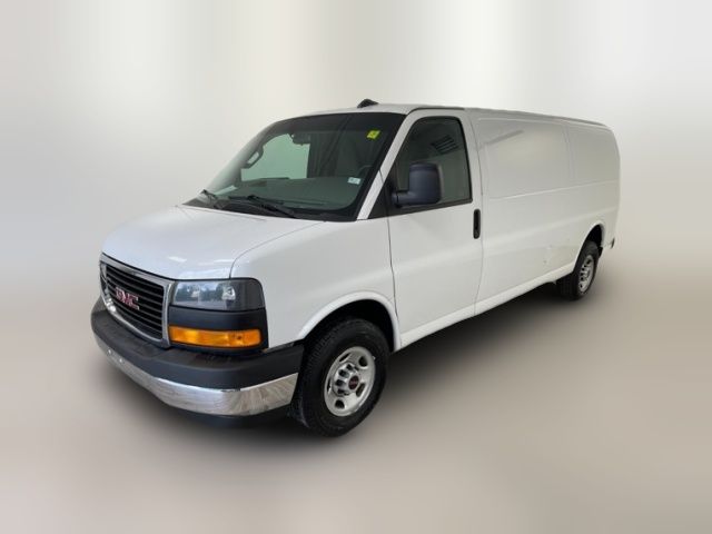 2019 GMC Savana Base