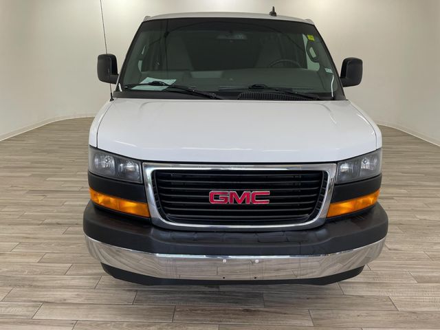 2019 GMC Savana Base