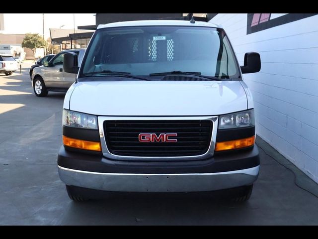 2019 GMC Savana Base