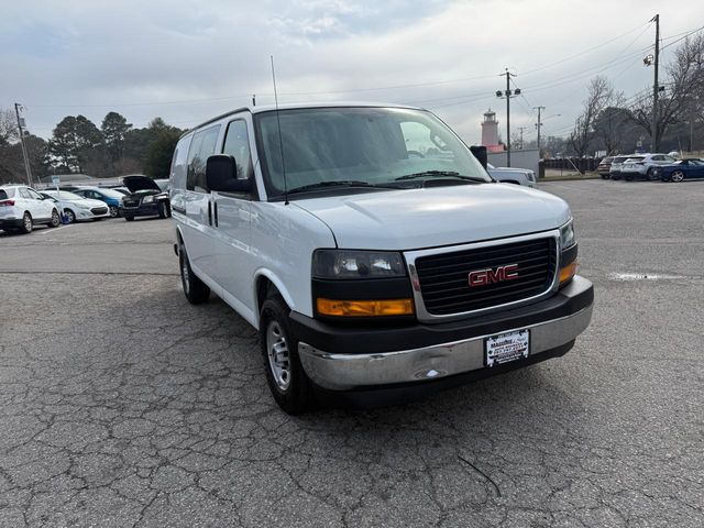 2019 GMC Savana Base