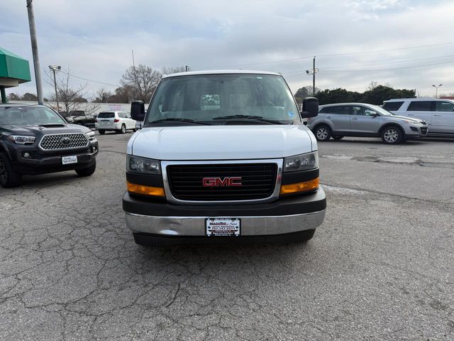 2019 GMC Savana Base
