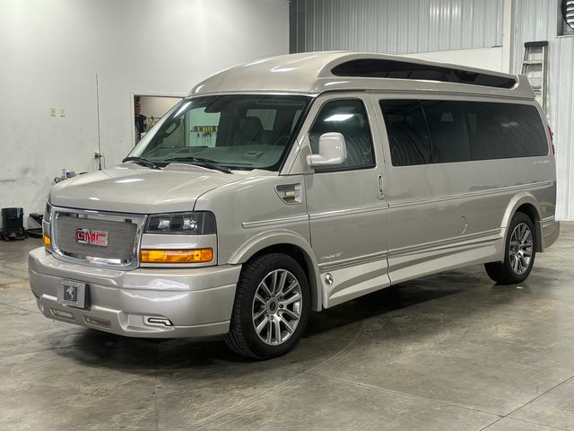 2019 GMC Savana Base