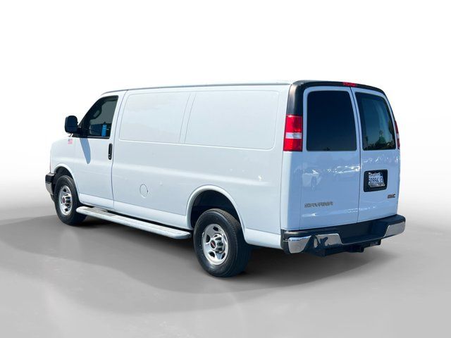 2019 GMC Savana Base