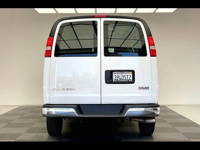 2019 GMC Savana Base