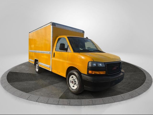 2019 GMC Savana Base