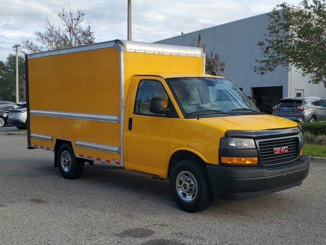 2019 GMC Savana Base